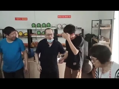 Alles Gute zum Geburtstag für Jim. Zeig auch, dass Boke eine glückliche Familie ist.