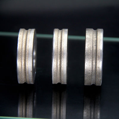 Kundengebundener gesinterter Diamond Grinding Wheel With Different, der Ränder verarbeitet