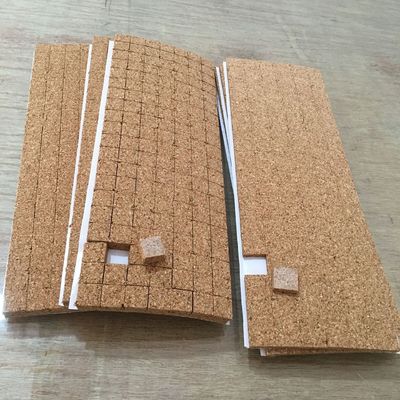 Natürliche Schutzpolster aus weichem Holz aus Kork zum Schutz von Möbelflächen