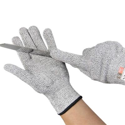 Schwarze Kunststoffhandschuhe für Anwendungen mit geringer Atmungskraft